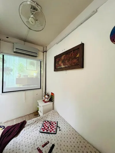 Old Quarter- Projector - CHEAP – Photos 7
